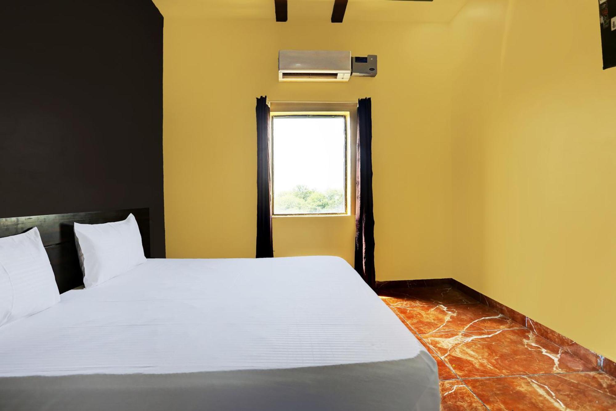 Hotel O Dada Hotel Charkhi Dadri Buitenkant foto