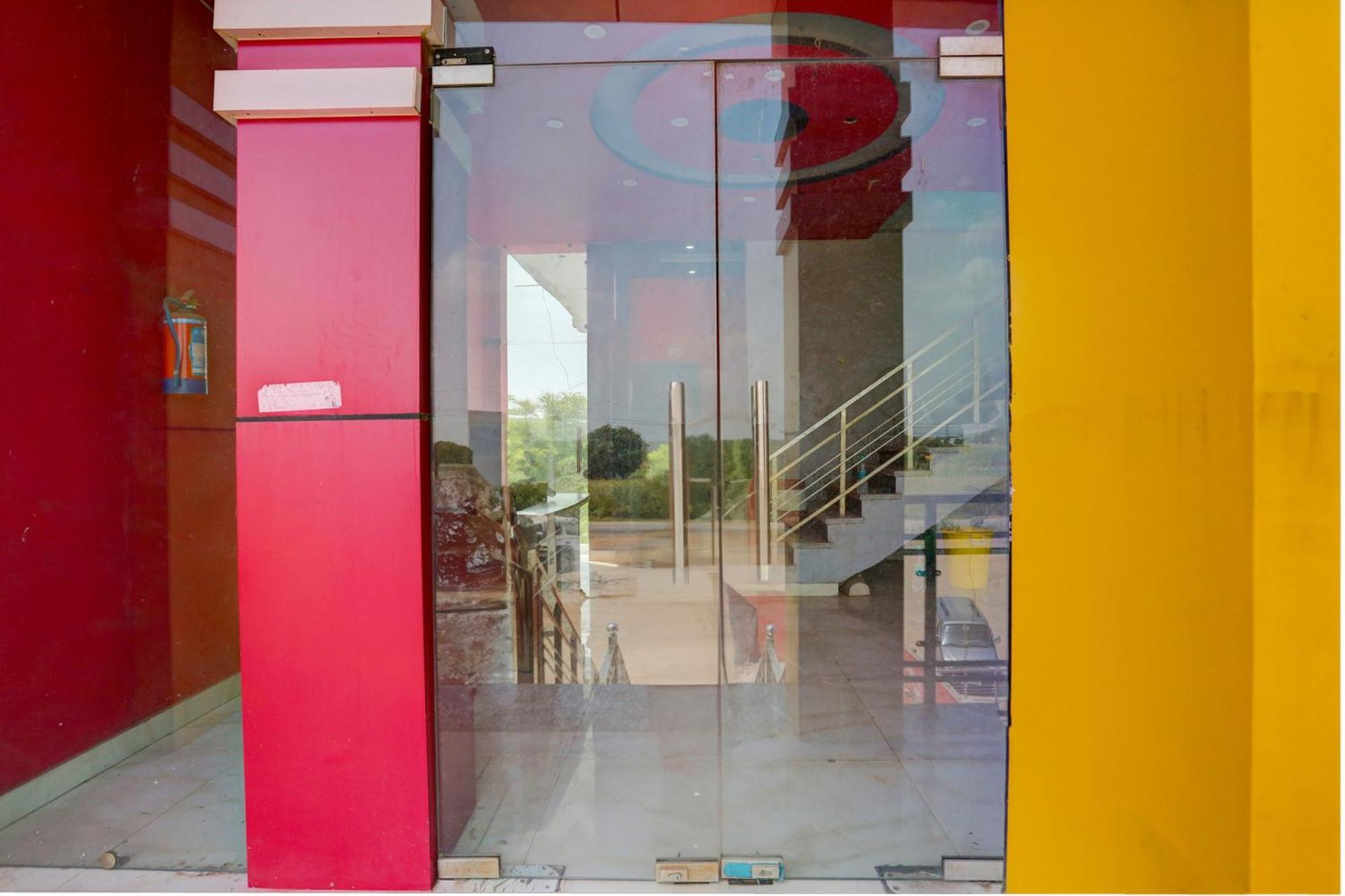 Hotel O Dada Hotel Charkhi Dadri Buitenkant foto